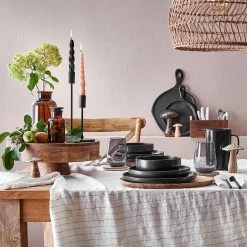 Butlers Krug CASA NOVA - Steingut - Schwarz -Kannen & Krüge Verkaufsgeschäft 1000336985 220225 020 MOOD DETAILS P000000001000336985 mood