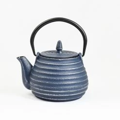 JA-UNENDLICH Classic 0.8l Teekanne Gusseisen