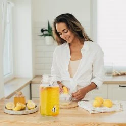 Relaxdays Getränkespender Set mit 4 Gläsern -Kannen & Krüge Verkaufsgeschäft e34db00f735348fd99f8401c4b9eb972